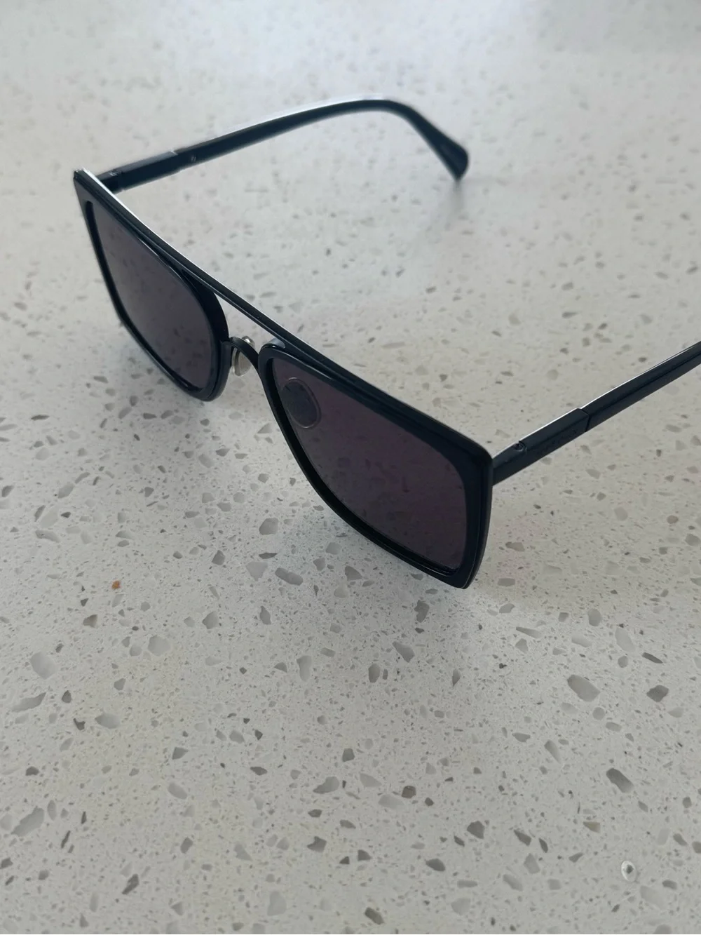 SAINT OWEN “She Rides” Sunglasses with Pouch